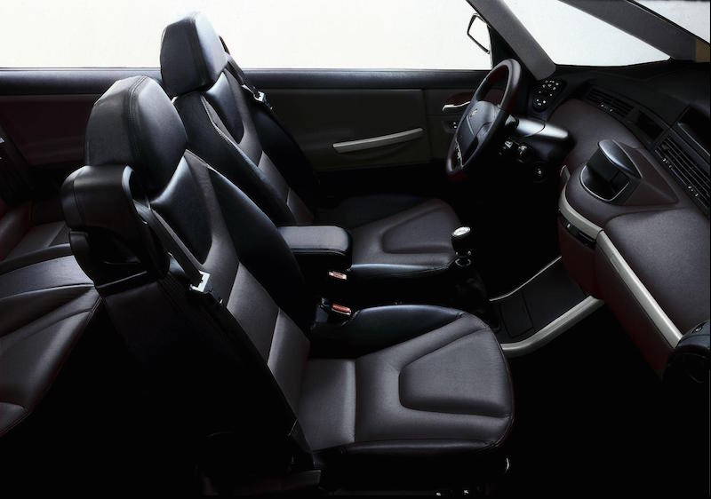 harm pe2-gris-volcan